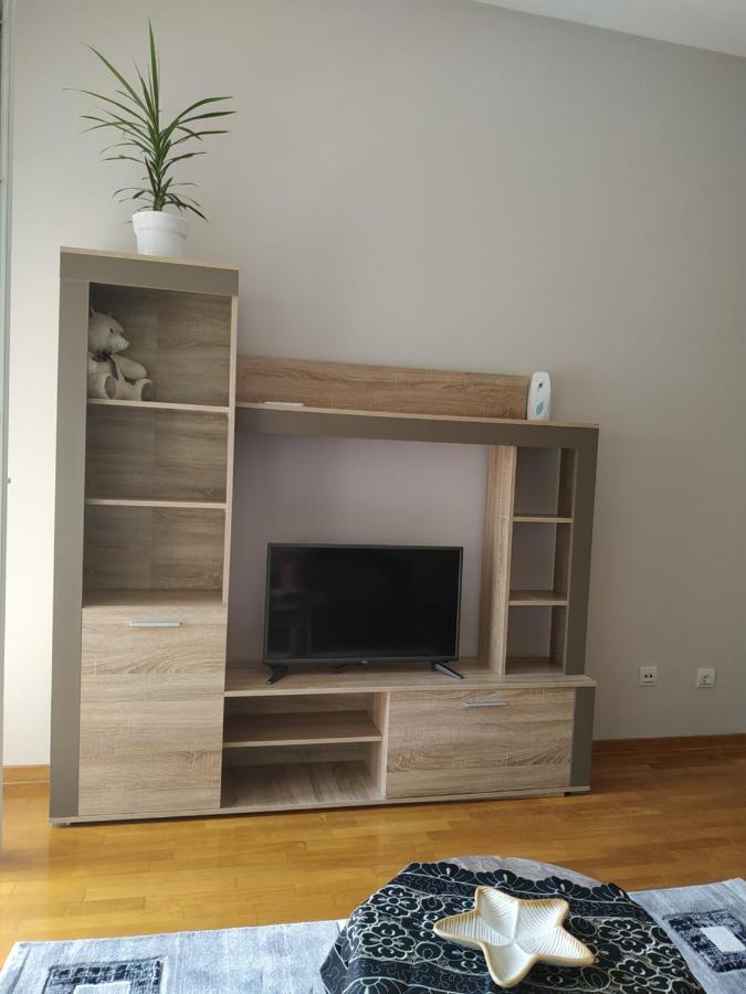 Sumice Apartment Белград Екстериор снимка